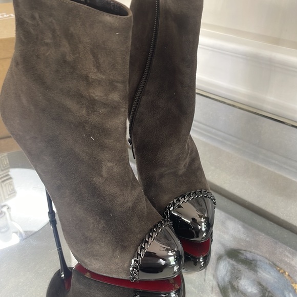 Christian Louboutin Big Lip brown cap toe stiletto booties suede 36 5.5 - Picture 5 of 12
